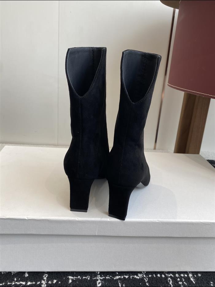 20251128174410311 390